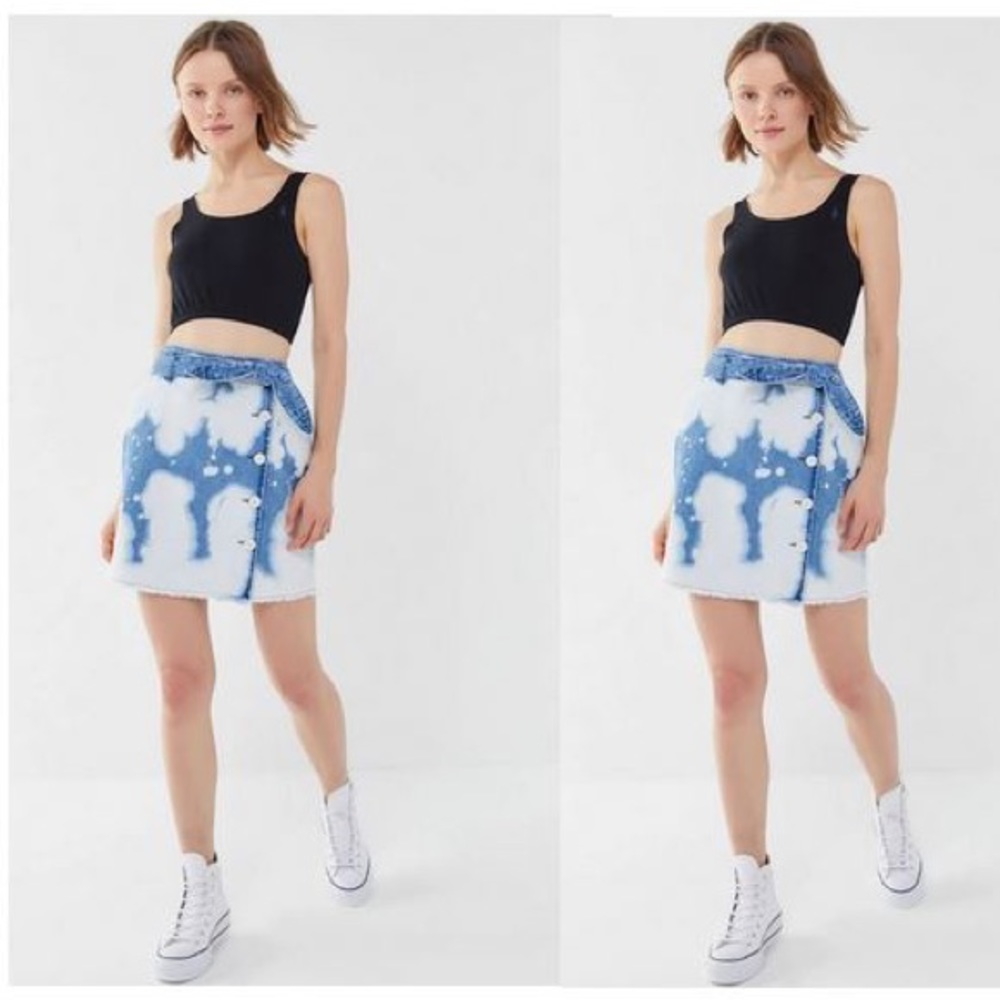 NWOT UO BDG Polly Bleached Denim Mini Skirt